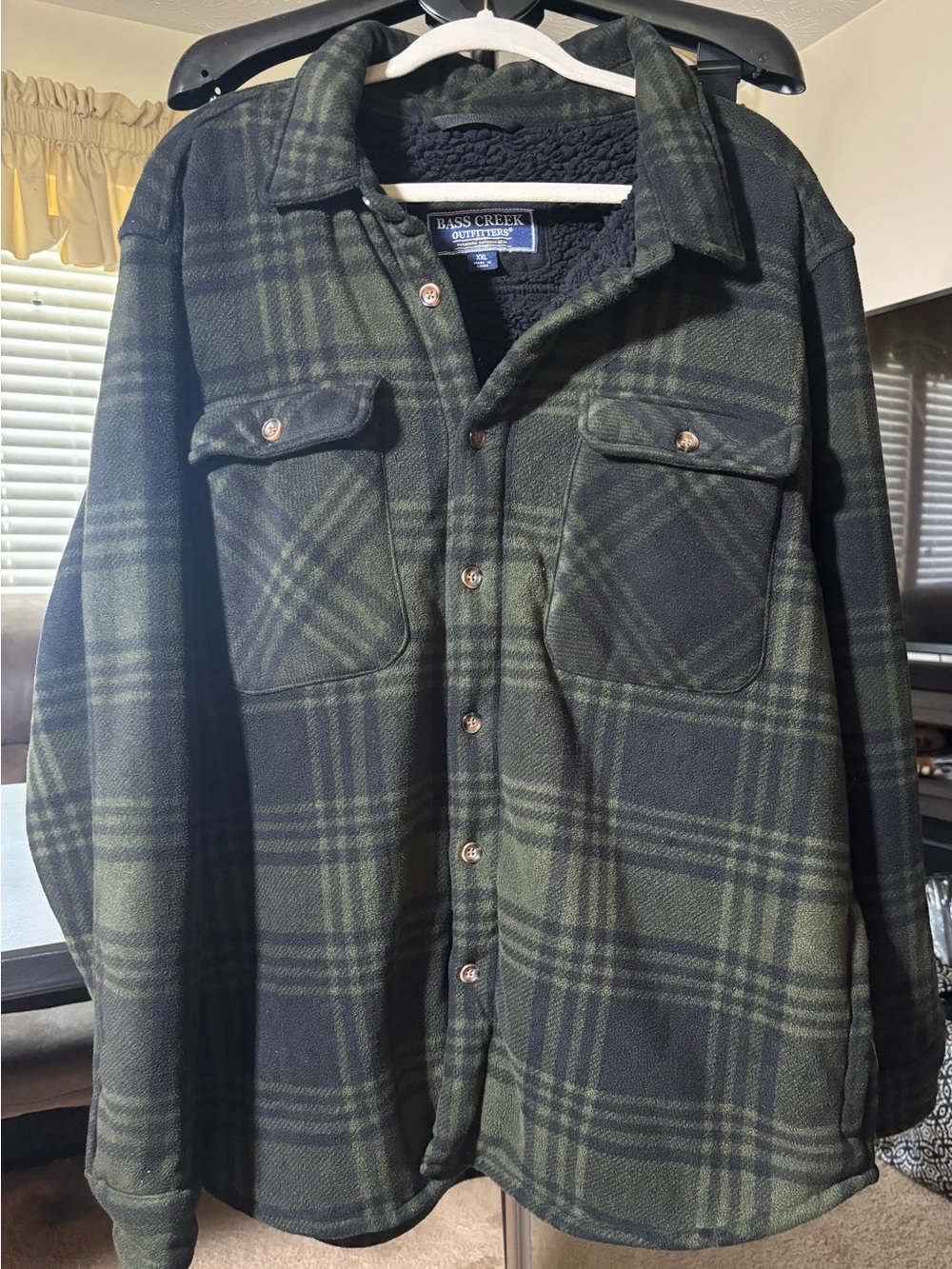 Bass Creek Men’s Green Plaid Sherpa-Lined Shirt Jacket